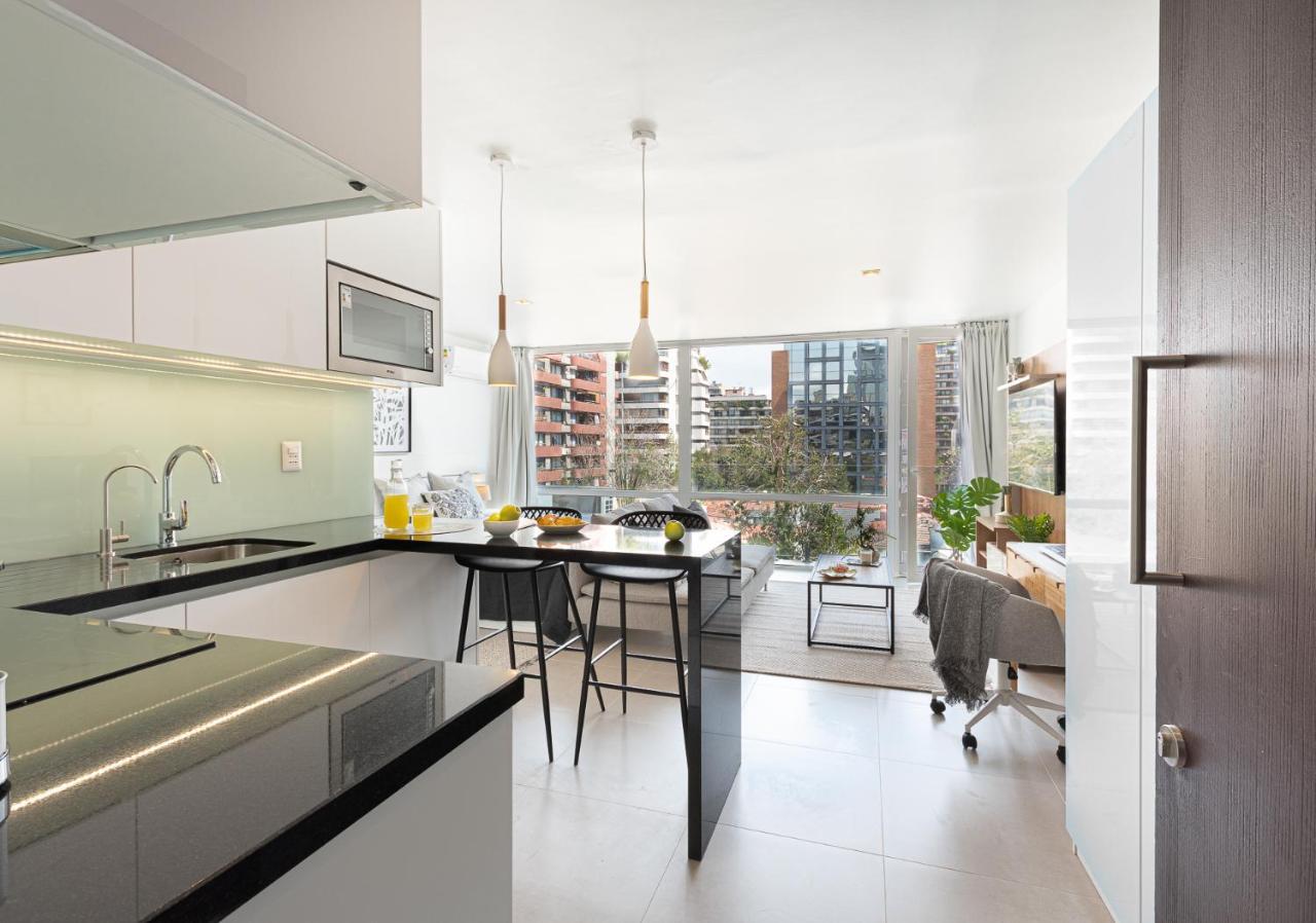Apartamento New In Barrio El Golf Santiago