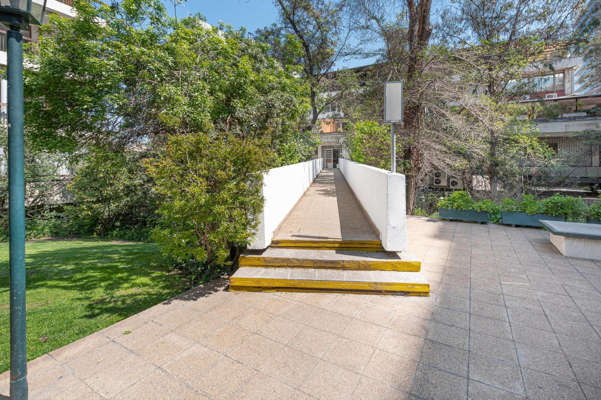 Apartamento New In Barrio El Golf Santiago
